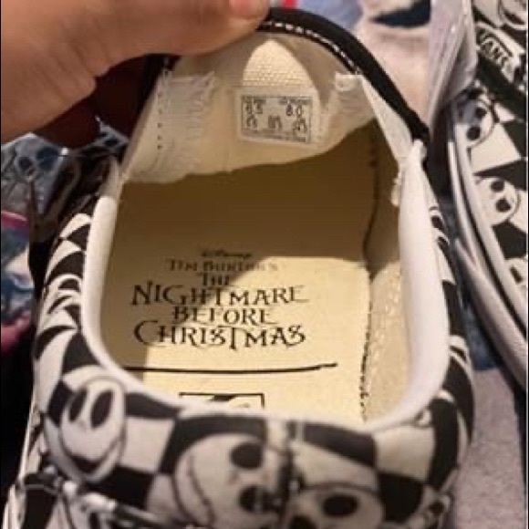 Custom vans - Picture 2 of 4